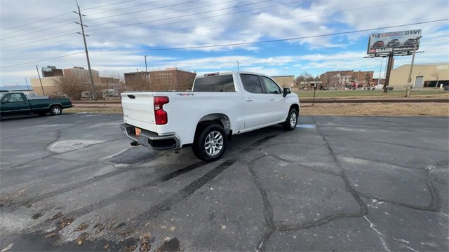 Used 2022 Chevrolet Silverado 1500 LT image 8