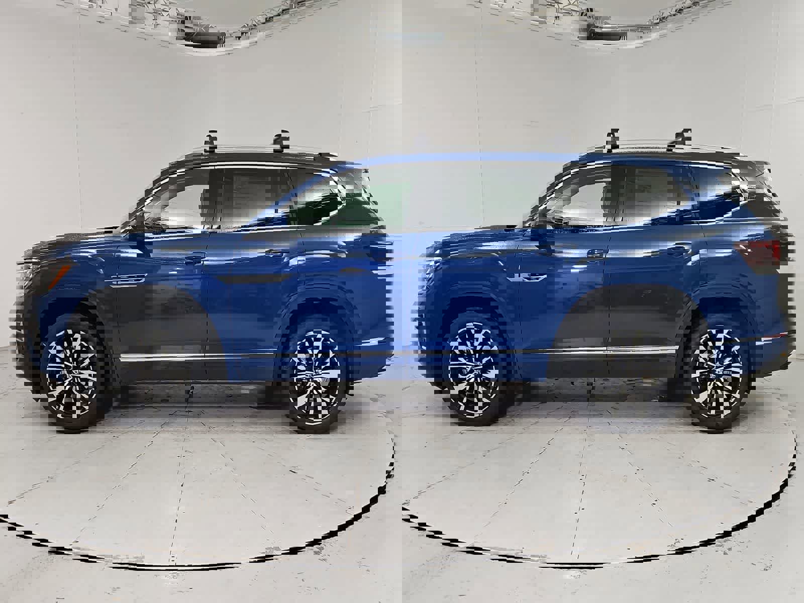 New 2026 Volkswagen Atlas SEL Premium R-Line image 3