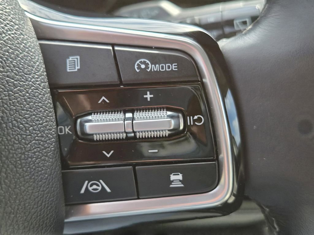 Certified 2023 Kia Sorento X-Line EX image 25