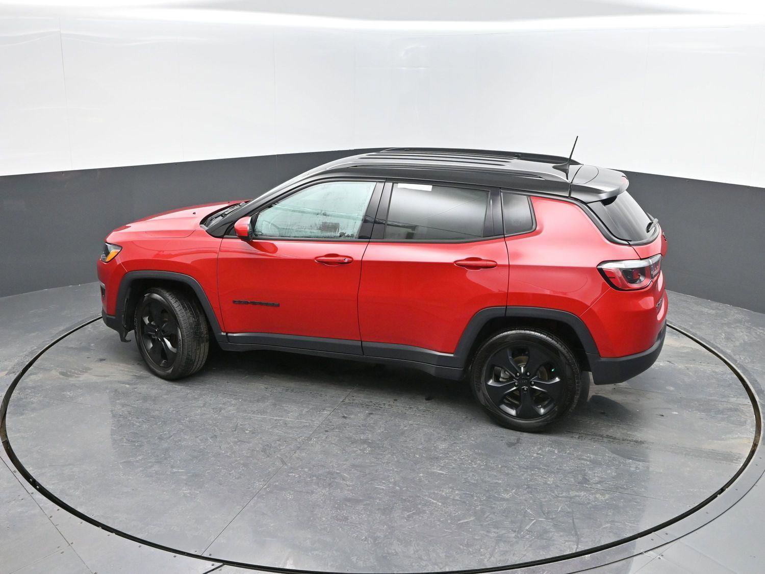 Used 2019 Jeep Compass Altitude image 31