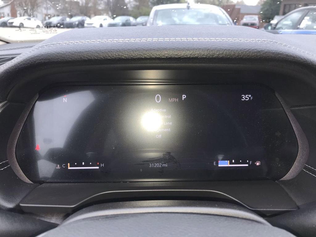 Used 2022 Jeep Grand Cherokee L Limited w/ Luxury Tech Group II image 15