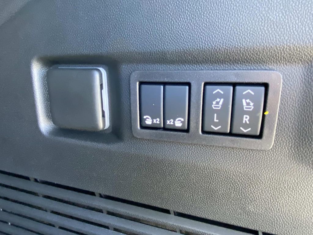 New 2026 Chevrolet Tahoe Premier w/ Sun And Tow Package image 11