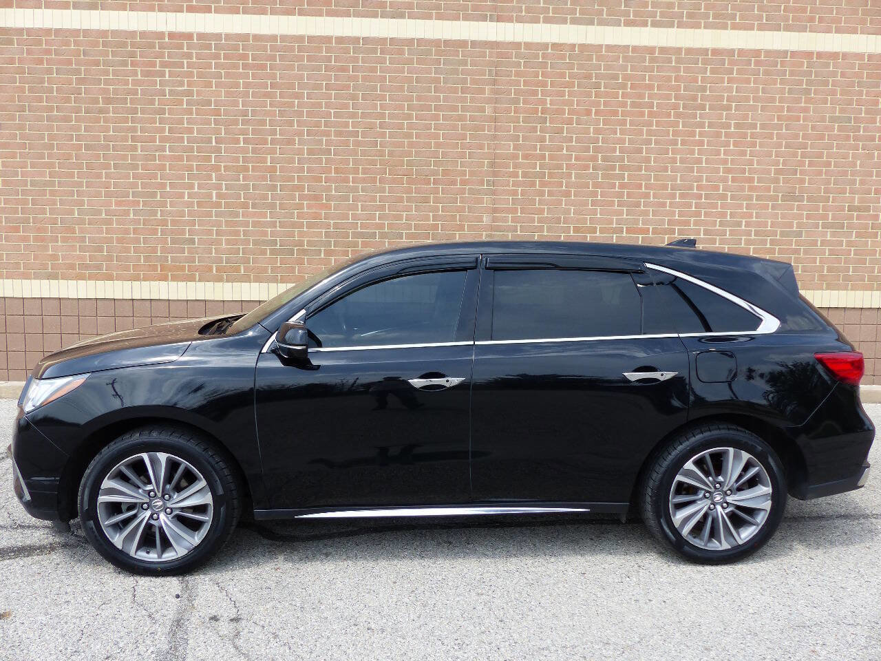 Used 2017 Acura MDX SH-AWD w/ Technology Package image 8