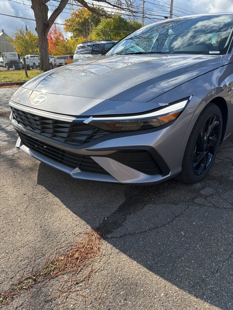 New 2026 Hyundai Elantra Sport image 9