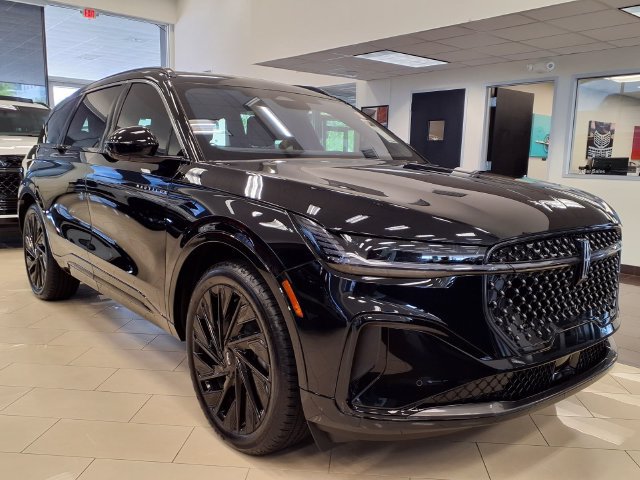 New 2026 Lincoln Nautilus Black Label w/ Jet Appearance Package AWD/4WD image 4