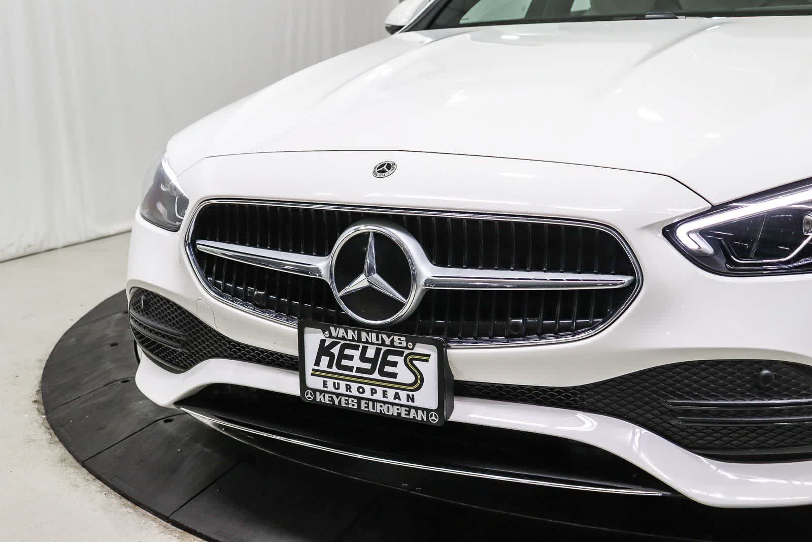 Used 2025 Mercedes-Benz C 300 Sedan image 8