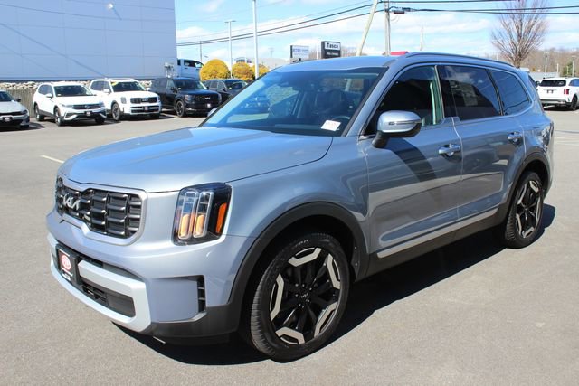 Used 2024 Kia Telluride S w/ S Sunroof Package image 2