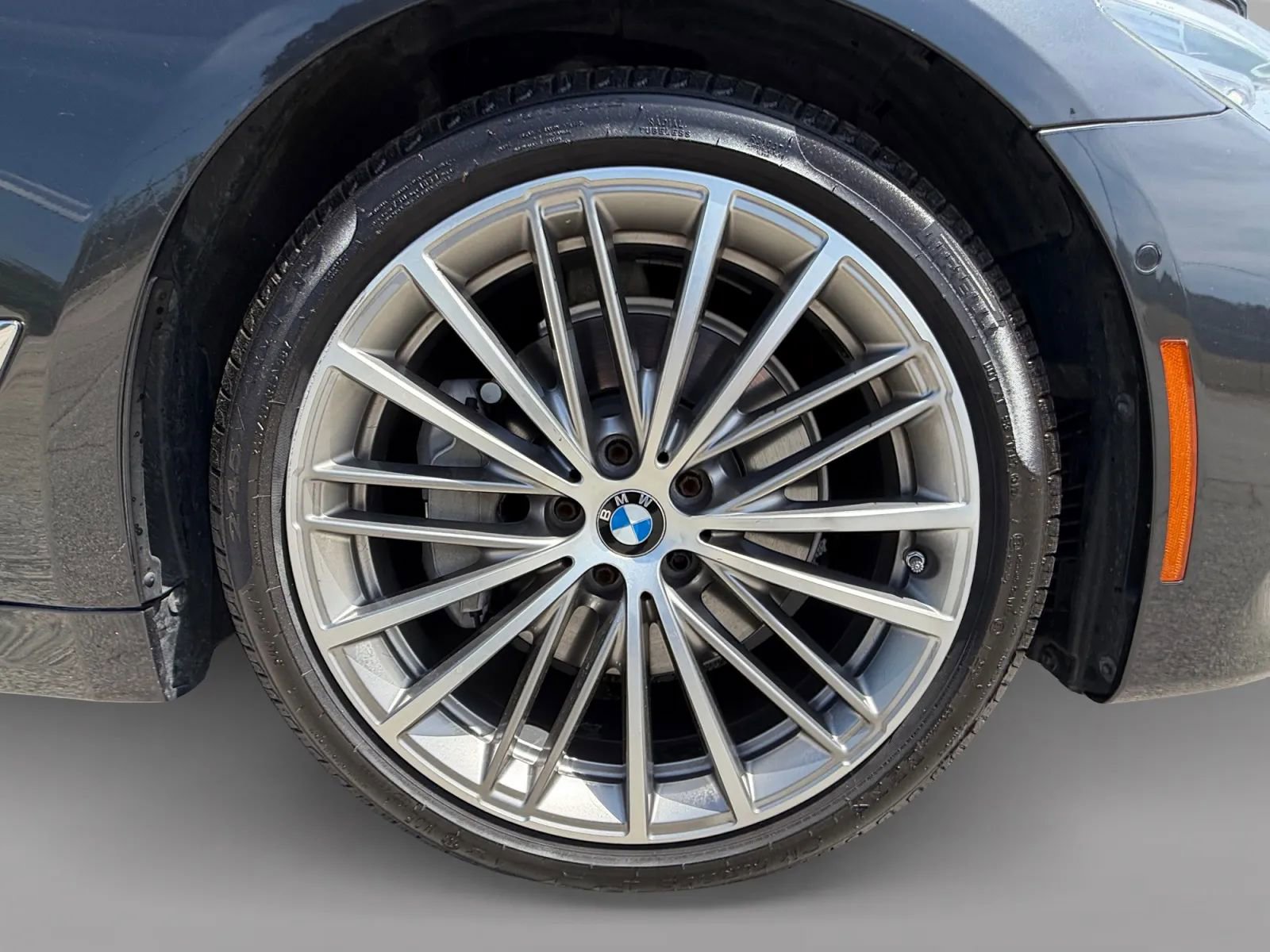Used 2017 BMW 530i RWD image 37