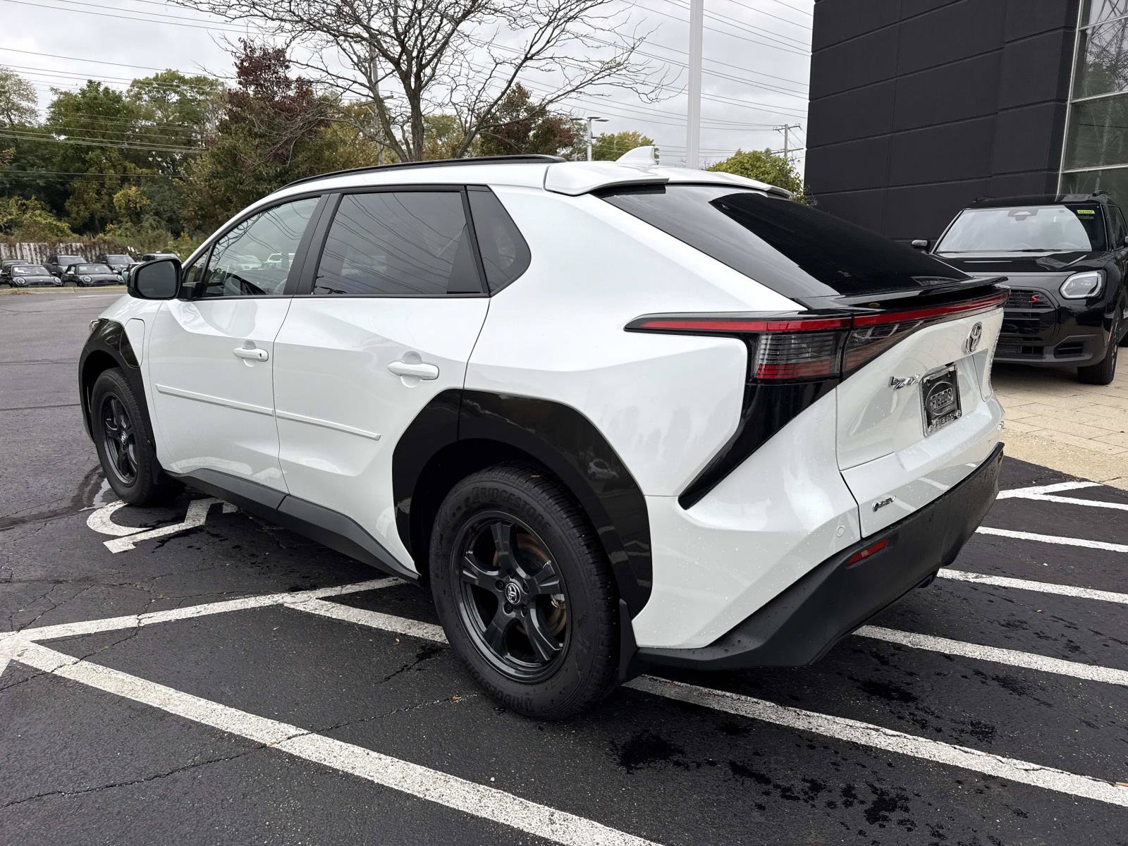 Used 2024 Toyota bZ4X AWD w/ Weather Package image 8