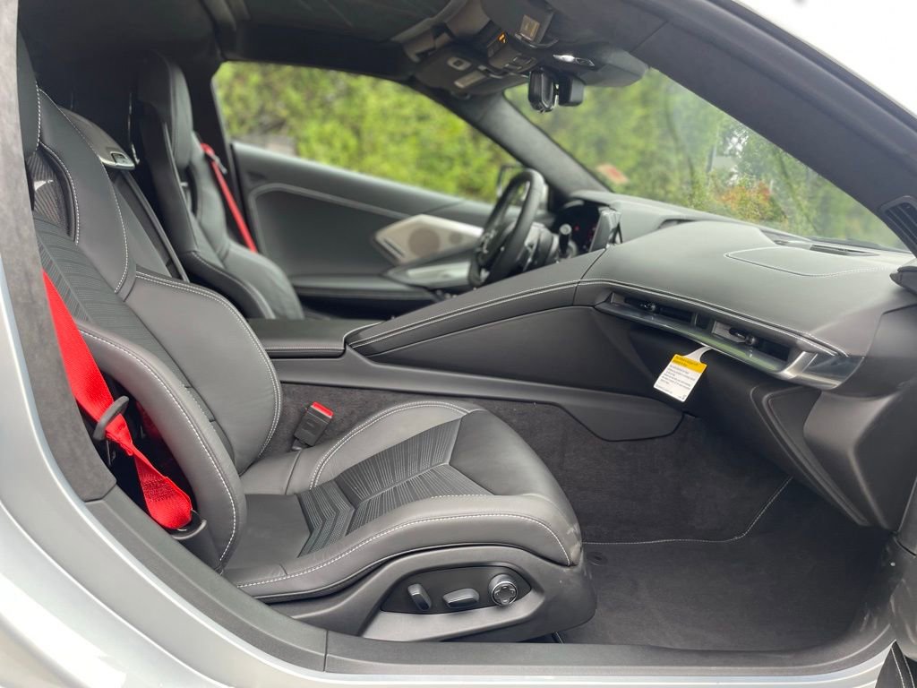 Used 2023 Chevrolet Corvette Stingray Premium Cpe w/ Z51 Performance Package image 22
