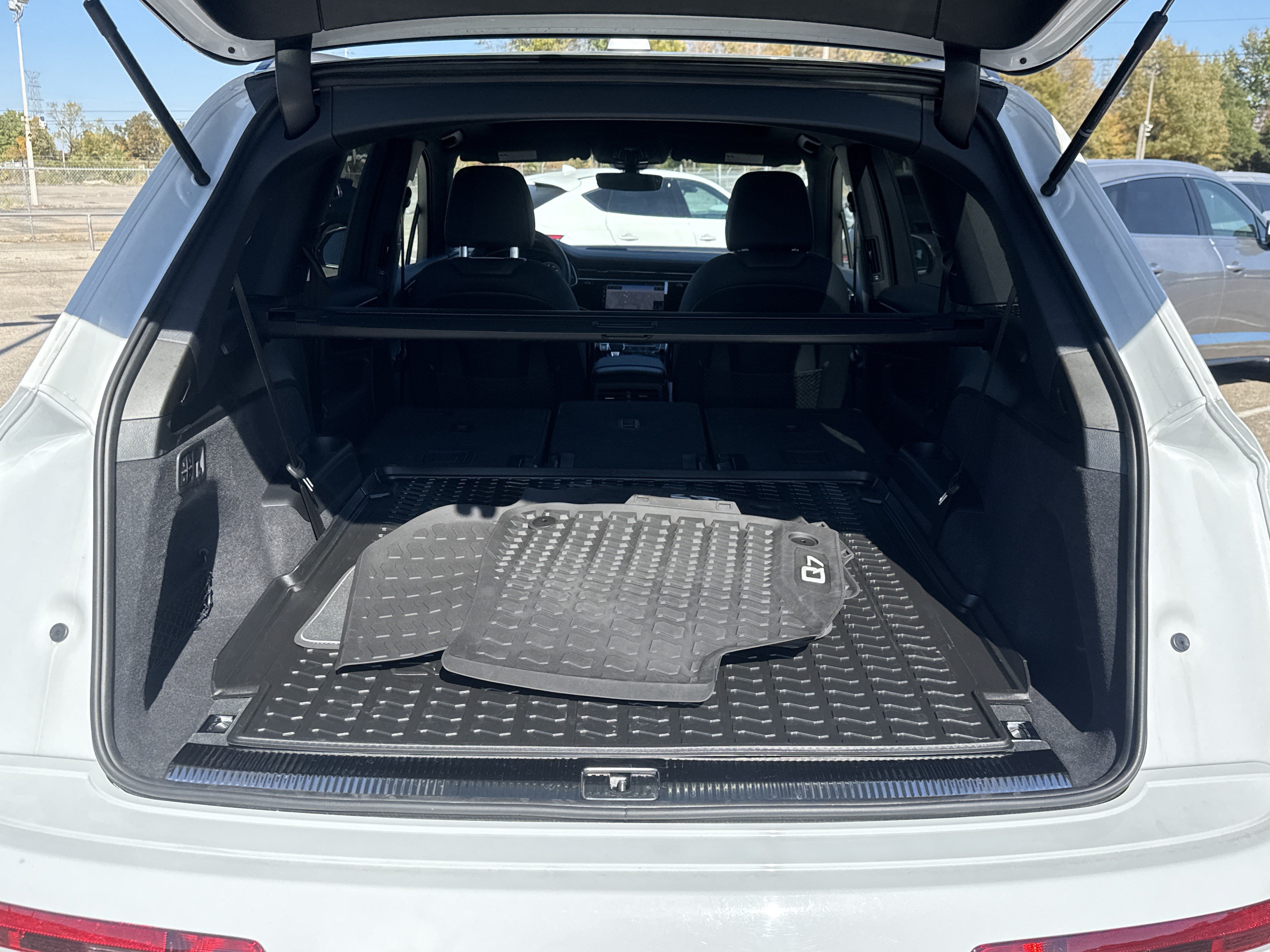 Certified 2026 Audi Q7 2.0T Premium w/ Convenience Plus Package AWD/4WD image 7