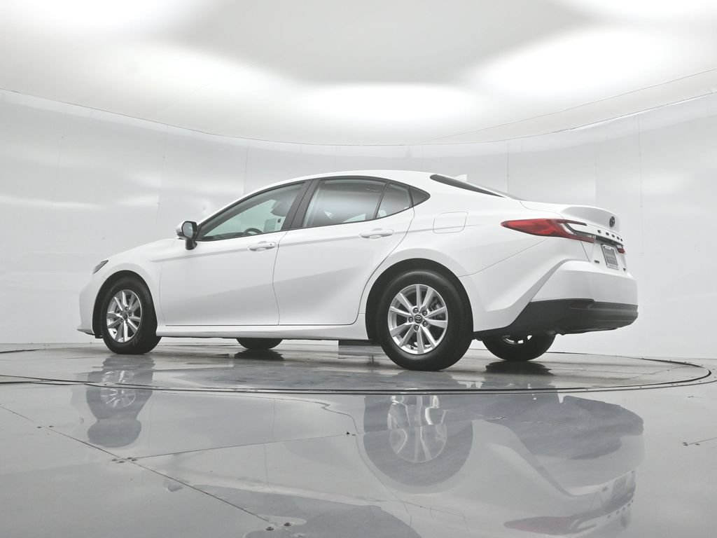 Used 2025 Toyota Camry LE FWD image 47