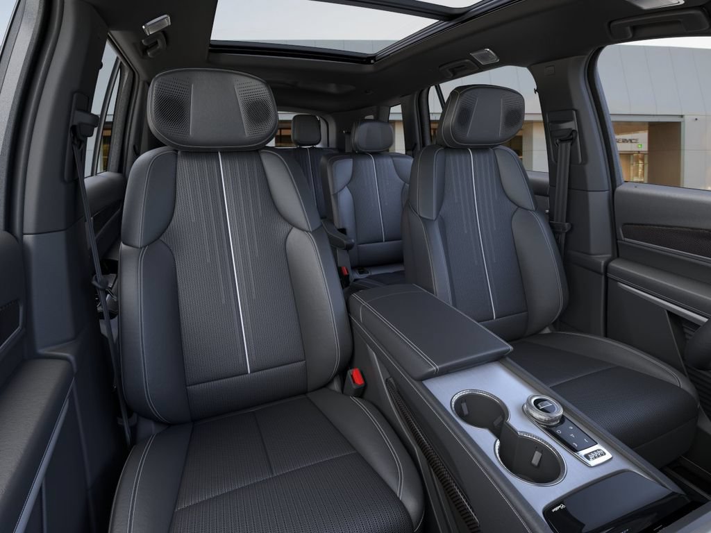 New 2027 Cadillac Vistiq Luxury AWD/4WD image 16
