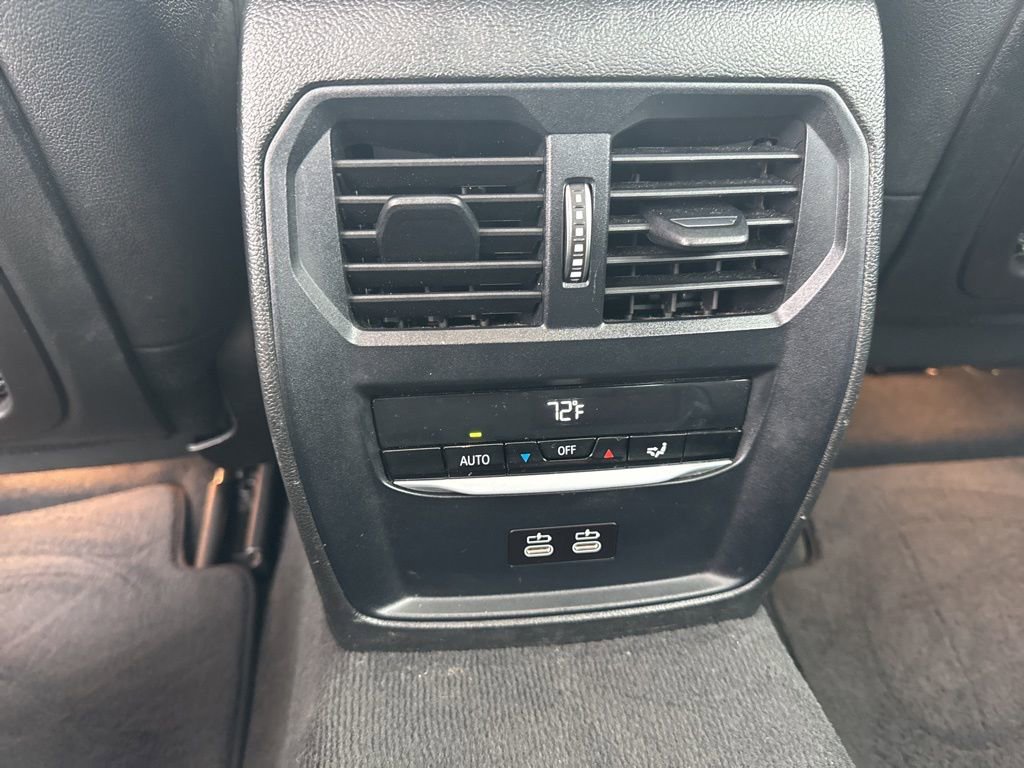 Used 2021 BMW 330i xDrive Sedan w/ Convenience Package image 27