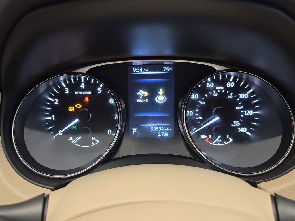 Used 2014 Nissan Rogue SV image 20