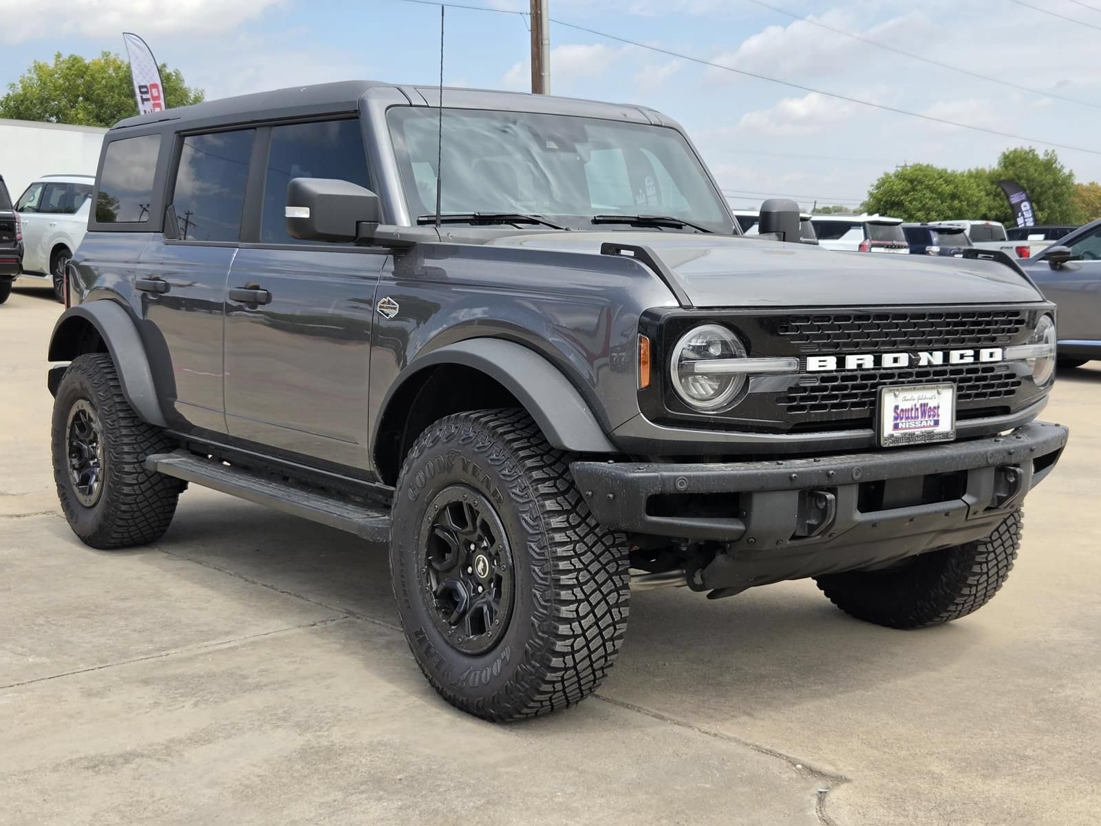 Used 2024 Ford Bronco Wildtrak AWD/4WD video 3