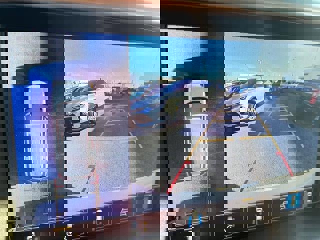 Used 2021 GMC Acadia Denali w/ Denali Technology Package image 13