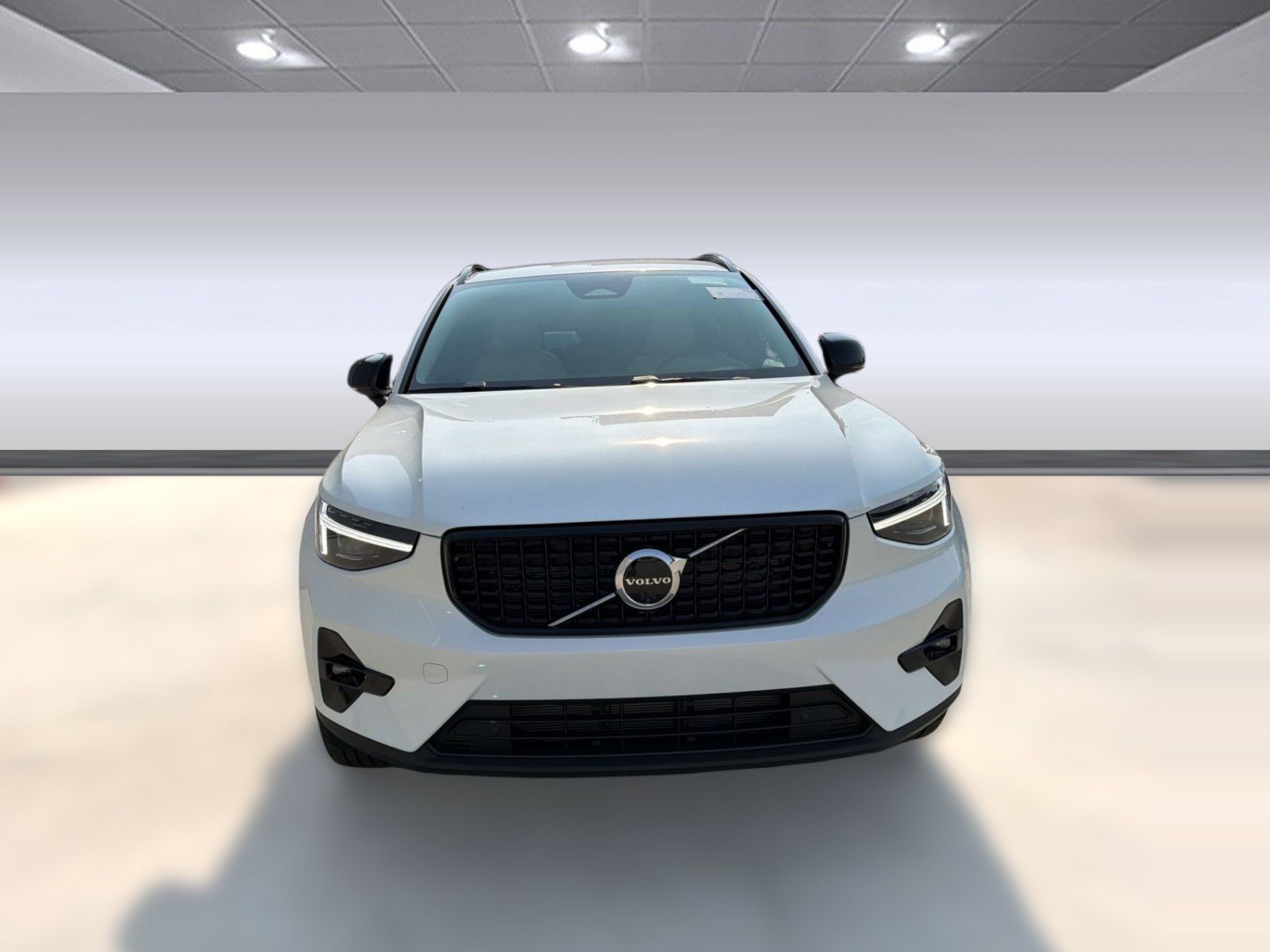 New 2026 Volvo XC40 B5 Plus w/ Protection Package Premier AWD/4WD image 6