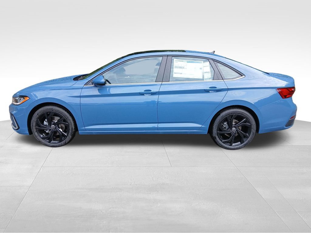 New 2026 Volkswagen Jetta SE FWD image 2