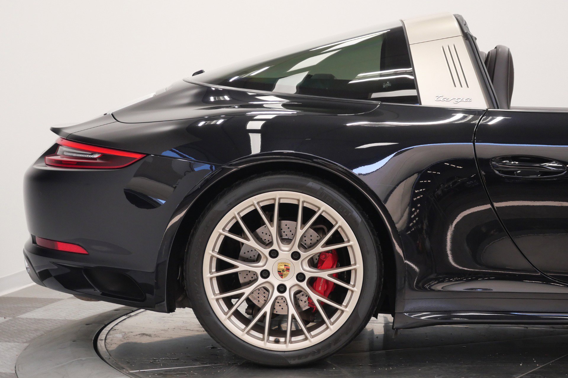 Used 2019 Porsche 911 Targa 4 GTS AWD/4WD image 54