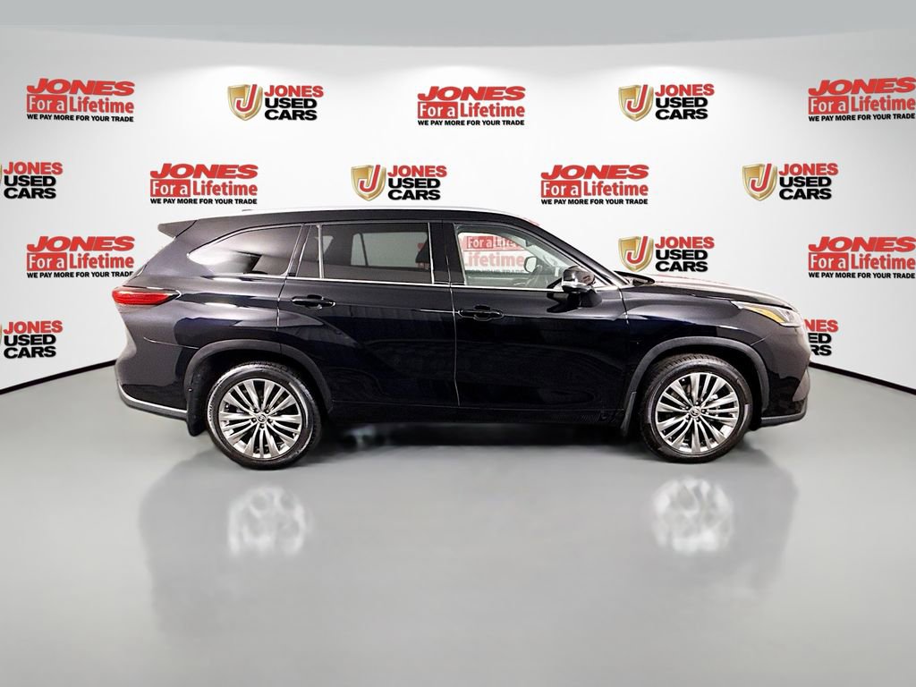 Certified 2021 Toyota Highlander Platinum image 19