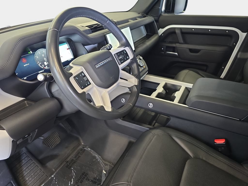 Certified 2025 Land Rover Defender 110 S AWD/4WD image 18
