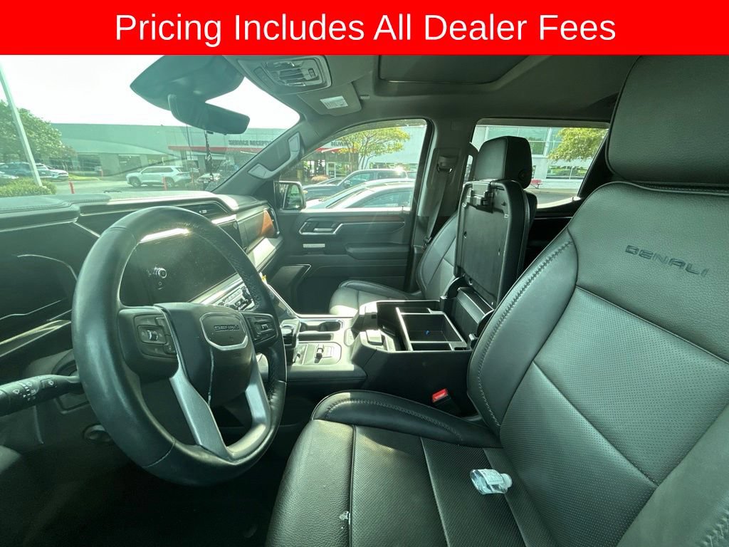 Used 2024 GMC Sierra 1500 Denali w/ Technology Package AWD/4WD image 12