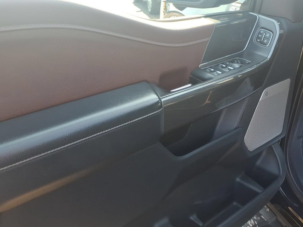 Used 2022 Ford F150 Lariat AWD/4WD image 5