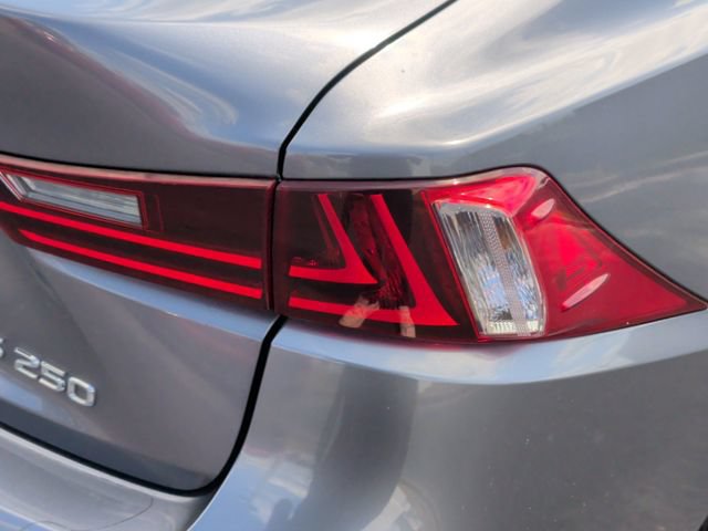 Used 2015 Lexus IS 250 RWD image 11