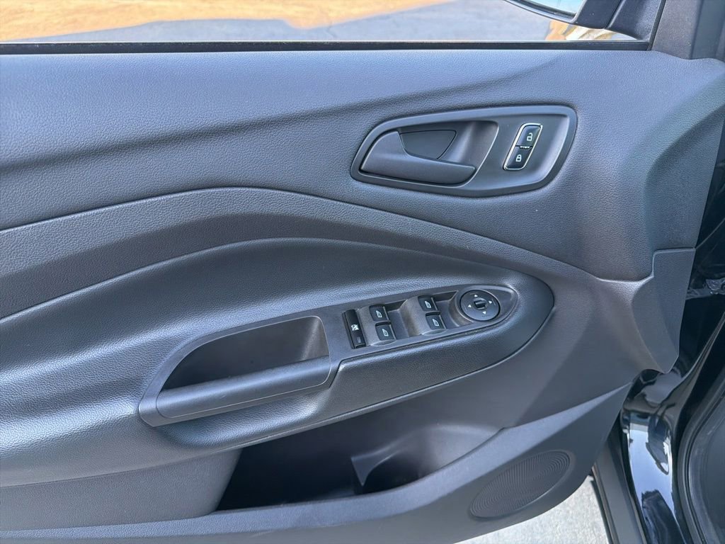 Used 2015 Ford Escape S image 22