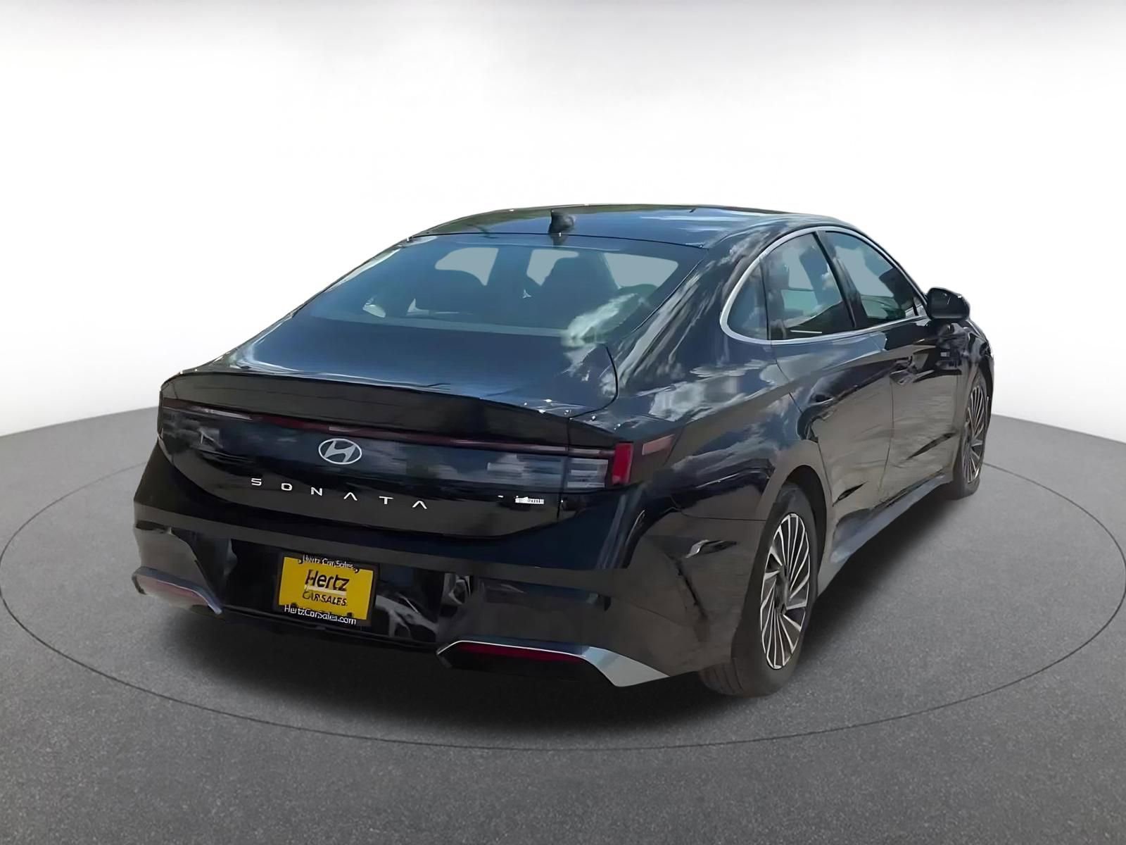 Used 2025 Hyundai Sonata SEL FWD image 14