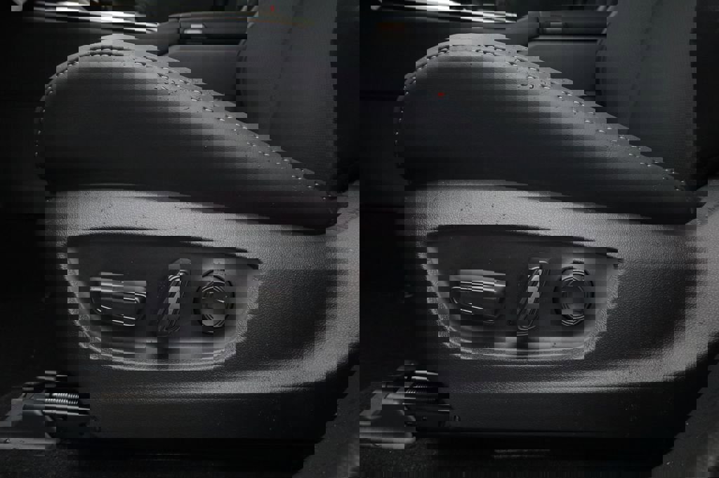 New 2026 Toyota Crown XLE image 24