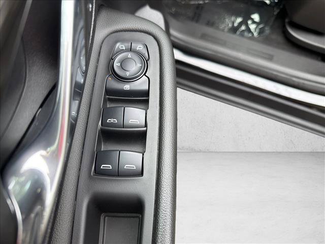 Used 2024 GMC Terrain SLE AWD/4WD image 8