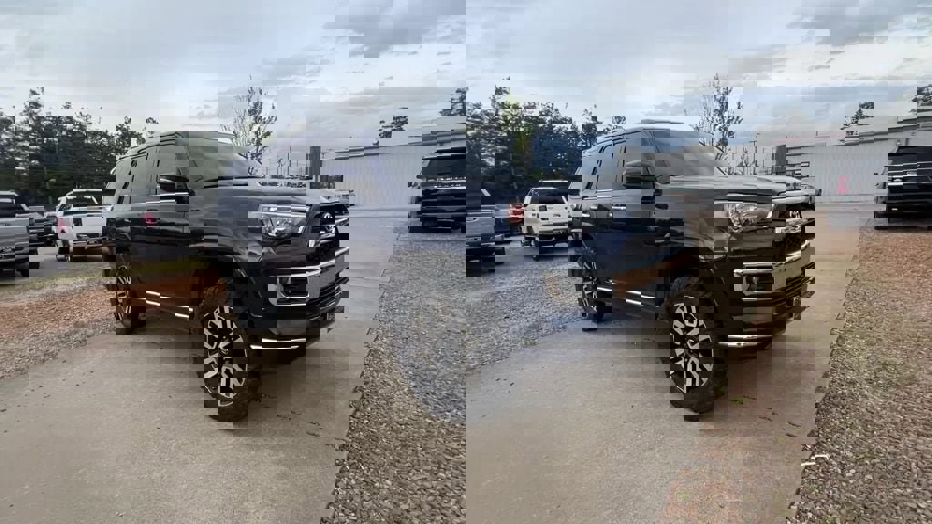 Used 2014 Toyota 4Runner Limited image 8