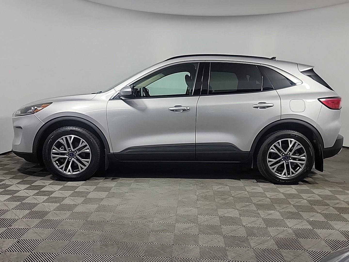 Used 2020 Ford Escape SEL AWD/4WD image 11