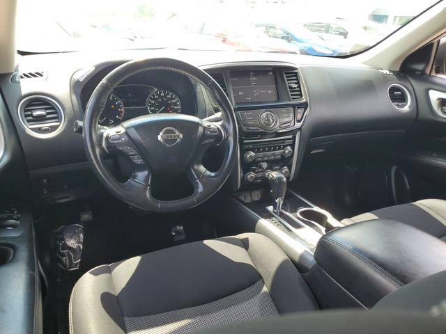 Used 2019 Nissan Pathfinder SV FWD image 10
