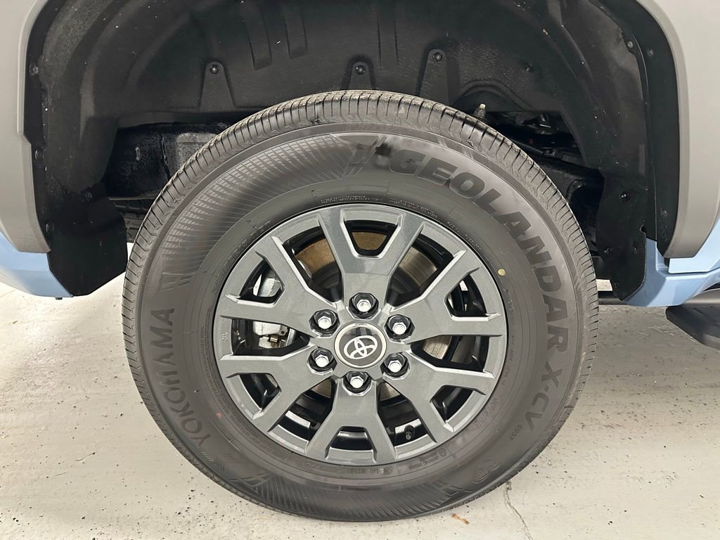 Used 2025 Toyota 4Runner SR5 image 65