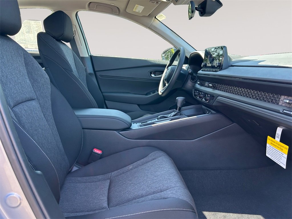 New 2025 Honda Accord SE image 15