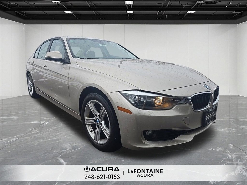 Used 2013 BMW 328i xDrive Sedan image 3