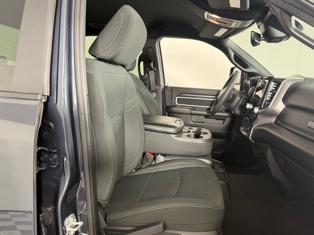 Used 2025 RAM 2500 Big Horn AWD/4WD image 29