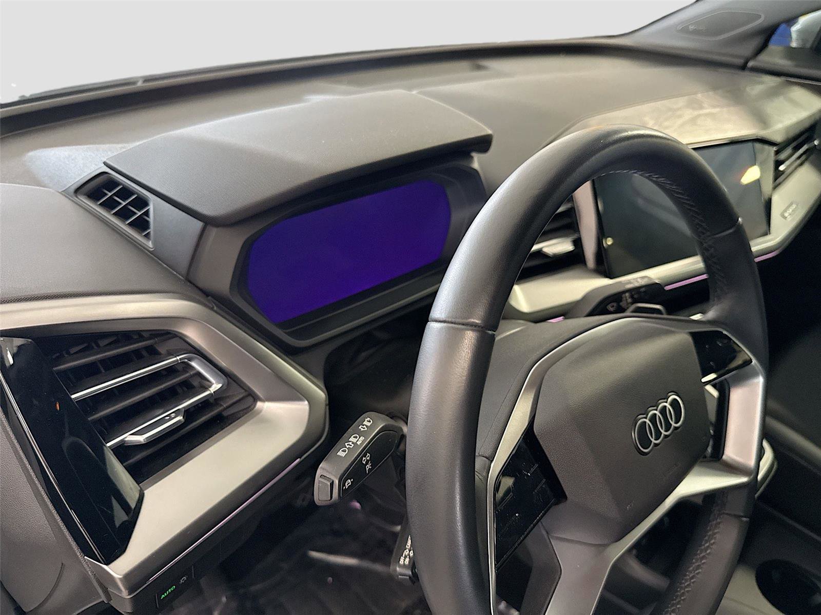 Certified 2023 Audi Q4 e-tron Premium Plus w/ Premium Plus RWD image 9