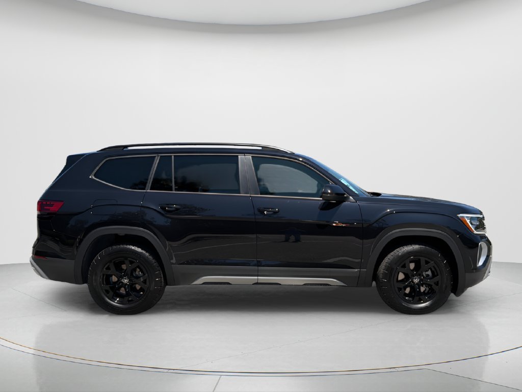 New 2026 Volkswagen Atlas Peak Edition AWD/4WD image 4