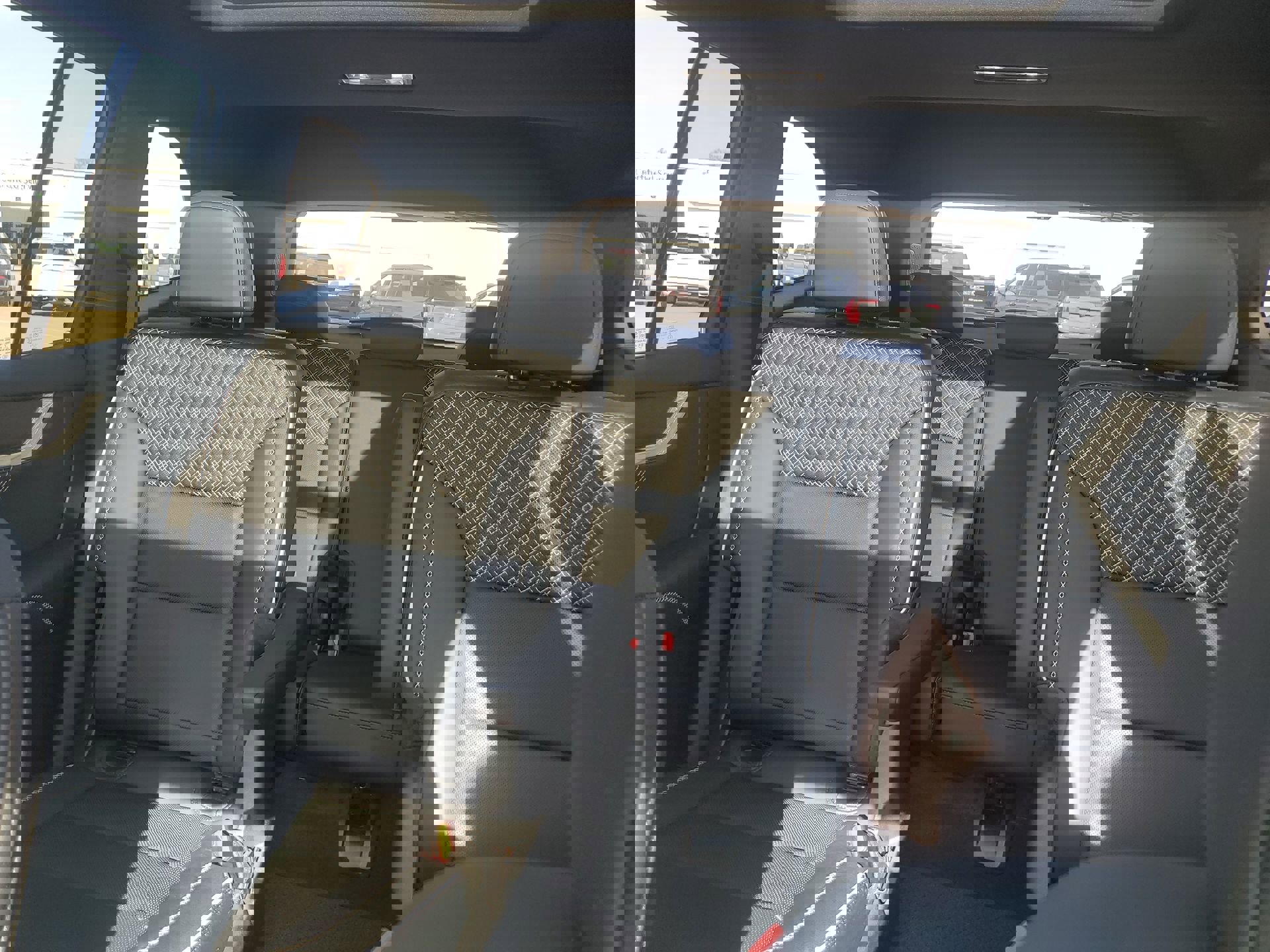 Used 2024 GMC Acadia Denali w/ Super Cruise Package image 29