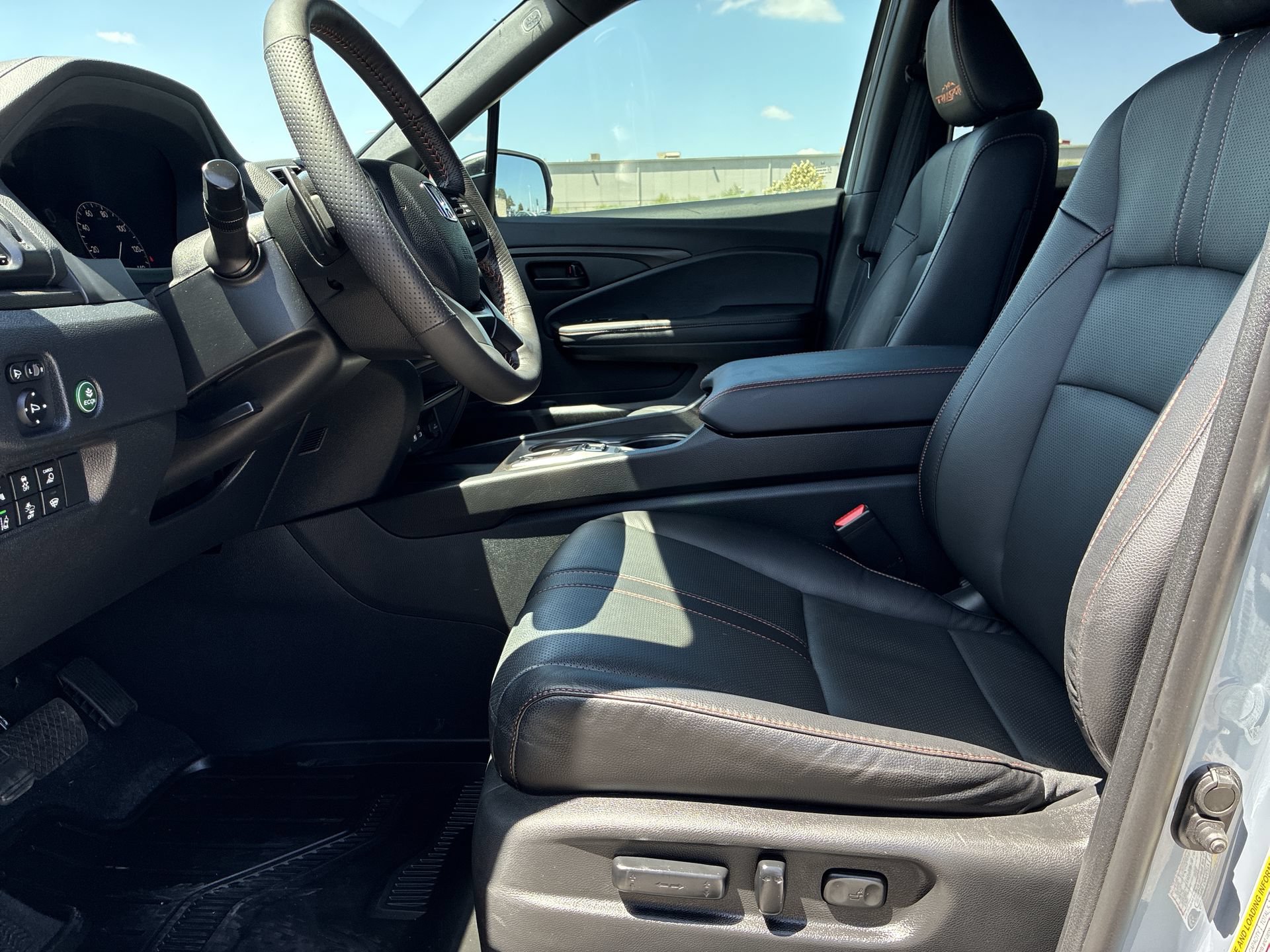 Certified 2025 Honda Ridgeline TrailSport image 18