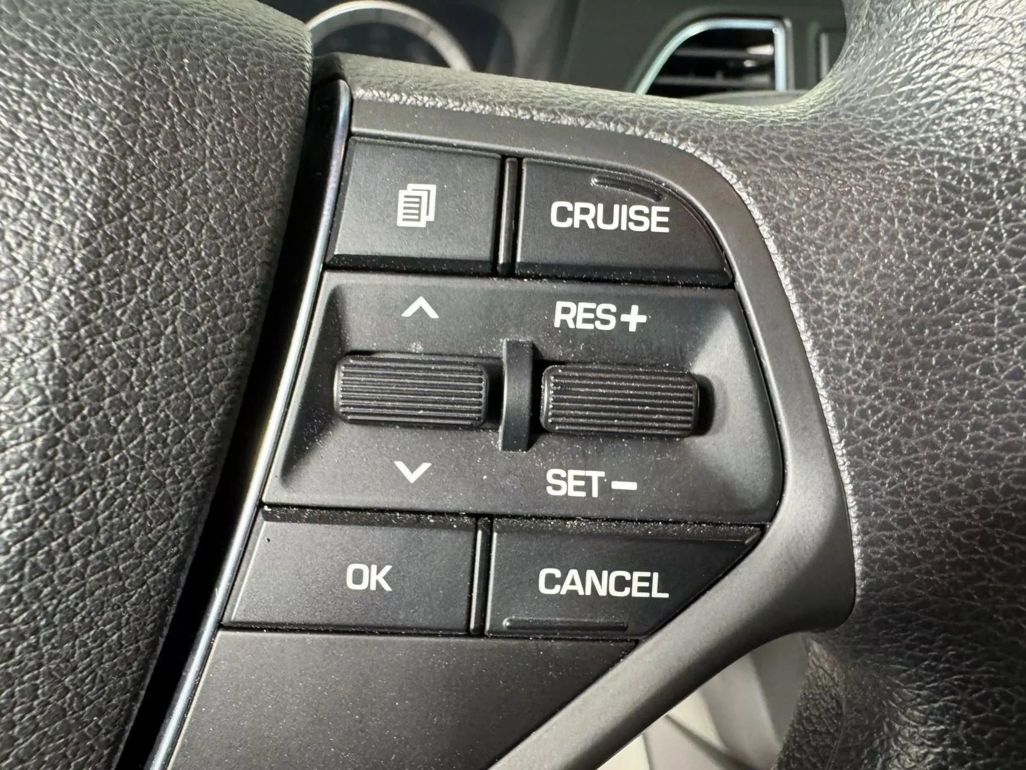 Used 2016 Hyundai Sonata SE image 17