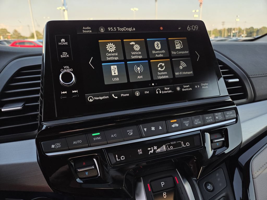 New 2027 Honda Odyssey Touring image 9