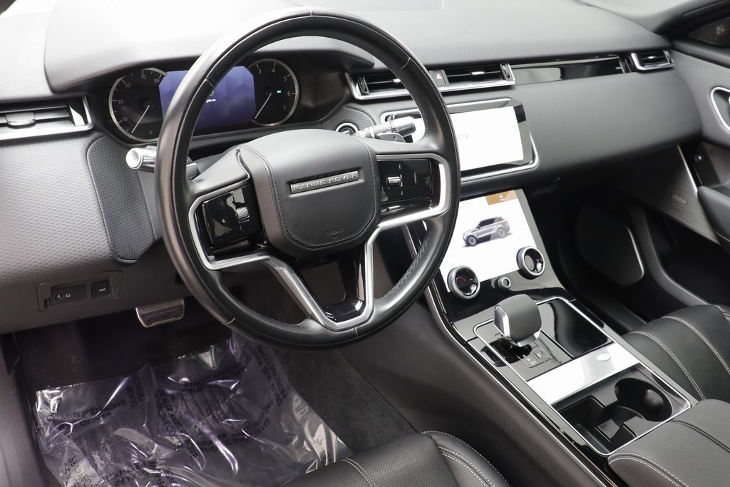 Used 2022 Land Rover Range Rover Velar R-Dynamic S image 7