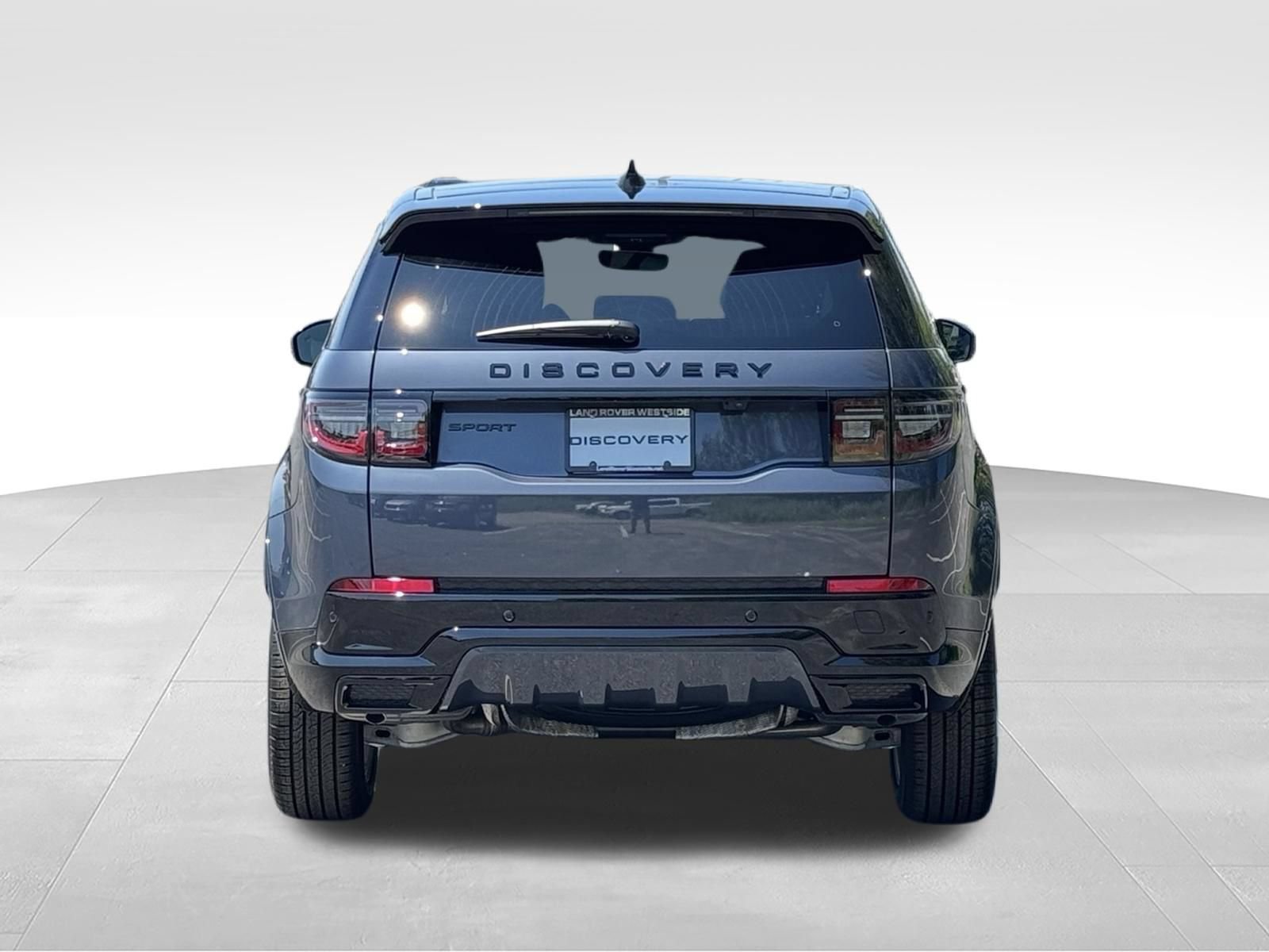 New 2026 Land Rover Discovery Sport Landmark AWD/4WD image 4