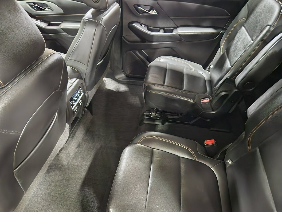 Used 2019 Chevrolet Traverse LT w/ LT Premium Package AWD/4WD image 53