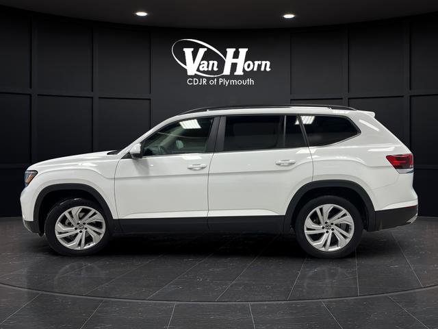 Used 2021 Volkswagen Atlas SE w/ Towing Package image 4